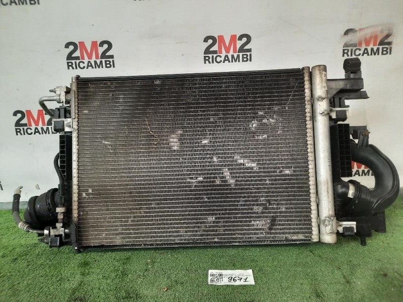 Radiatore Acqua 13250332 Opel Astra J 2010