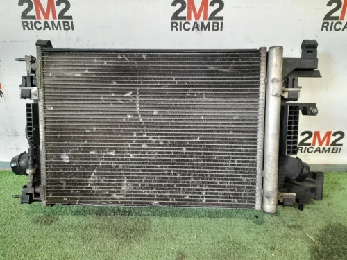 Radiatore Acqua 13267655 Opel Astra J 2010