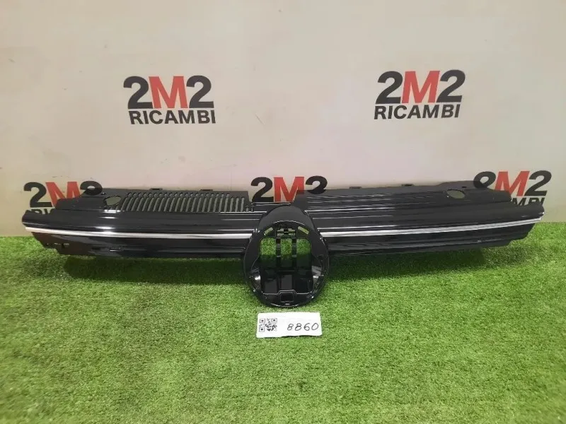 Griglia Radiatore 5H0853651AF041 Volkswagen GOLF VIII 2019