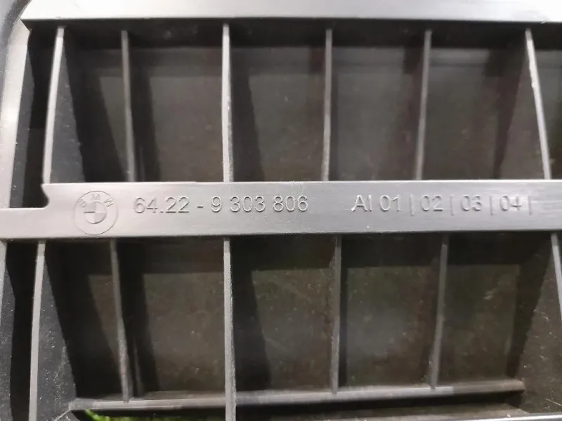 Griglia Spoiler Paraurti POST 6422-9303806 F60 F61 Bmw Serie 5 E60 Berlina 2004