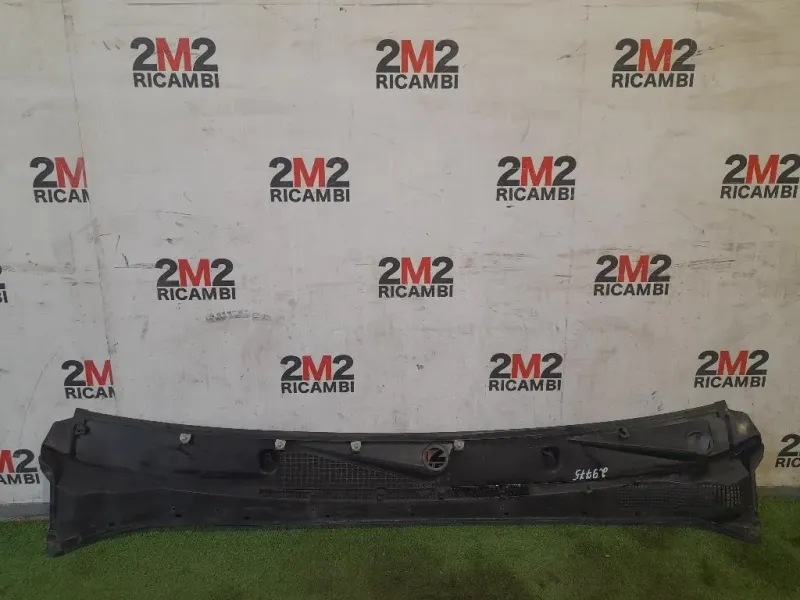 Griglia Ventilazione Parabrezza 66862EB300 Nissan Navara 2005