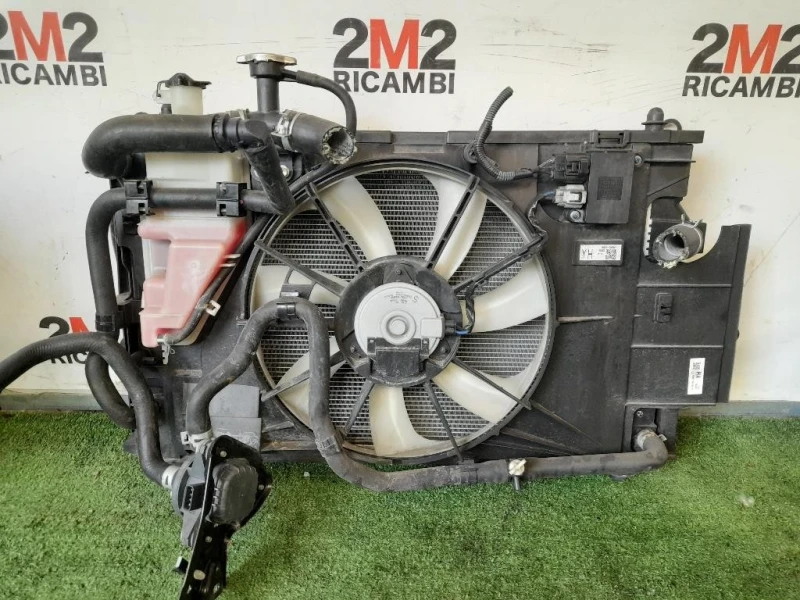 Radiatore Acqua 4221348630 Toyota Yaris IV 2014