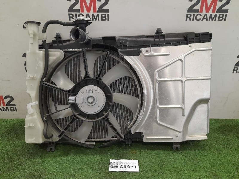 Radiatore Acqua MF4221361892 Toyota Yaris IV 2014