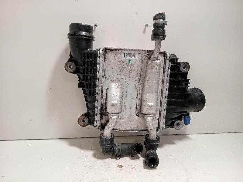 Radiatore Intercooler GX73-6K775-AE Jaguar F-pace 2015