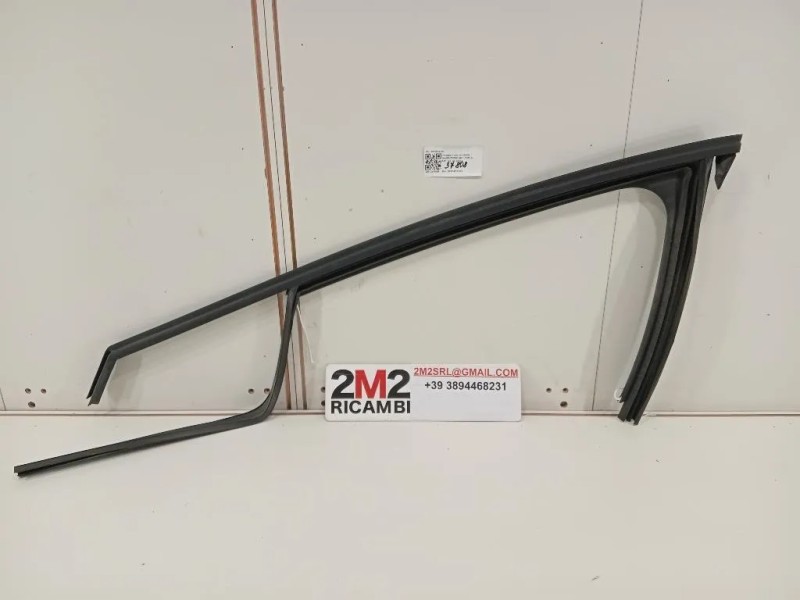 Guarnizione ANT Porta ANT SX 9810970780 Peugeot 208 II 2019