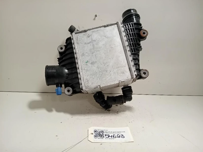 Radiatore Intercooler GX73-6K775-AC Jaguar XE 2015