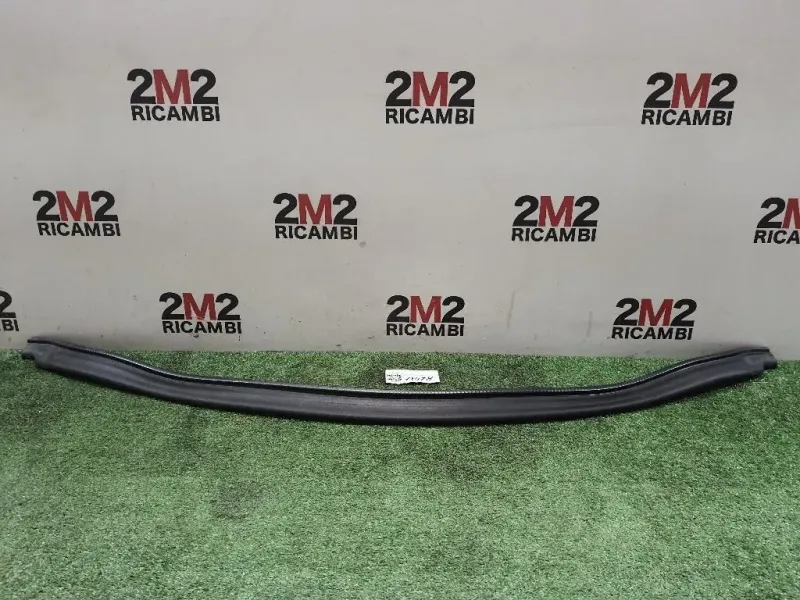 Guarnizione Cofano ANT A2468310042 Mercedes Classe B W246 2012