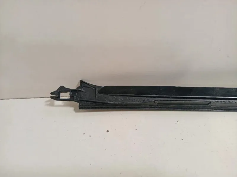 Guarnizione Parabrezza SX A1776903301 Mercedes Classe A W177 2018