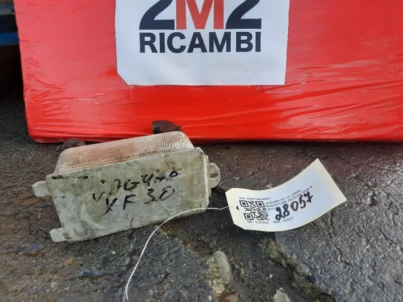Radiatore OLIO 8W837A095AC Jaguar XF I 2008