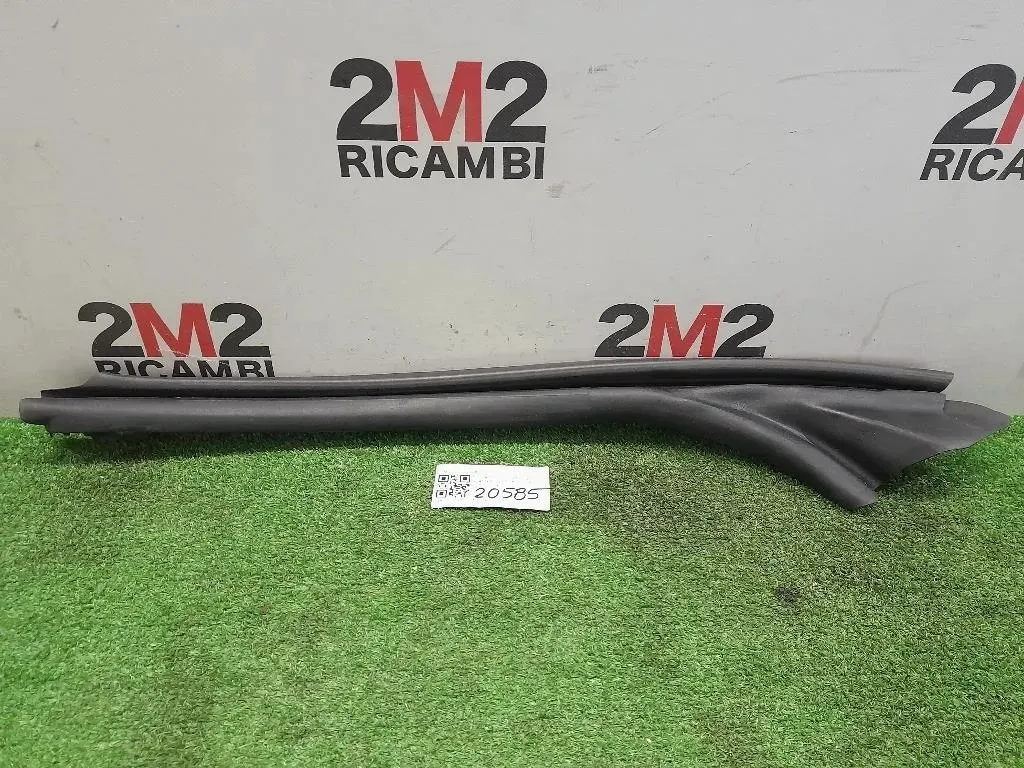 Guarnizione Porta SUP ANT DX 8W7831722B DX Audi A5 F57 Cabrio 2016