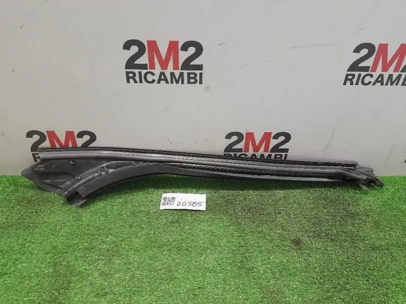 Guarnizione Porta SUP ANT DX 8W7831722B DX Audi A5 F57 Cabrio 2016