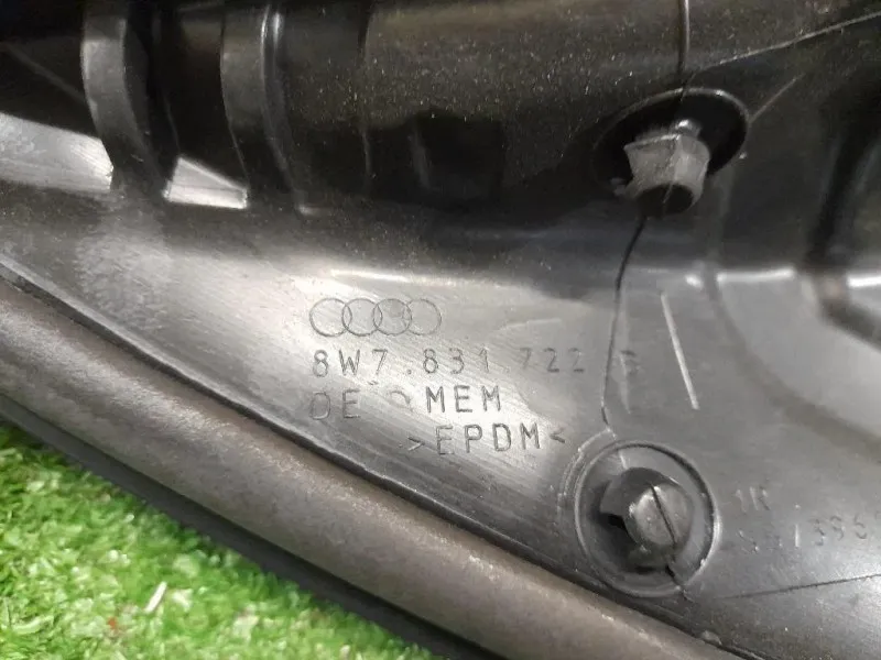 Guarnizione Porta SUP ANT DX 8W7831722B DX Audi A5 F57 Cabrio 2016