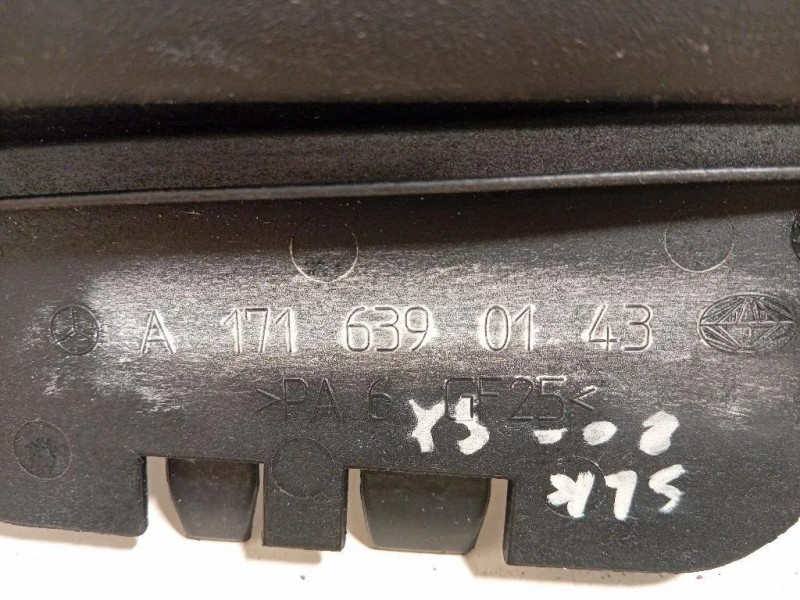 Guarnizione Raschiavetro Parafango EST DX A1716390243A1716390143SX+DX3 Mercedes Classe SLK R171 2004