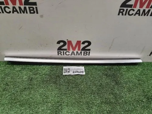 Guarnizione Raschiavetro Parafango EST SX 8W7853763A3Q7 Audi A5 F57 Cabrio 2016