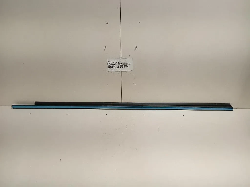 Guarnizione Raschiavetro Porta EST ANT DX B000827780 Citroen C1 II 2014