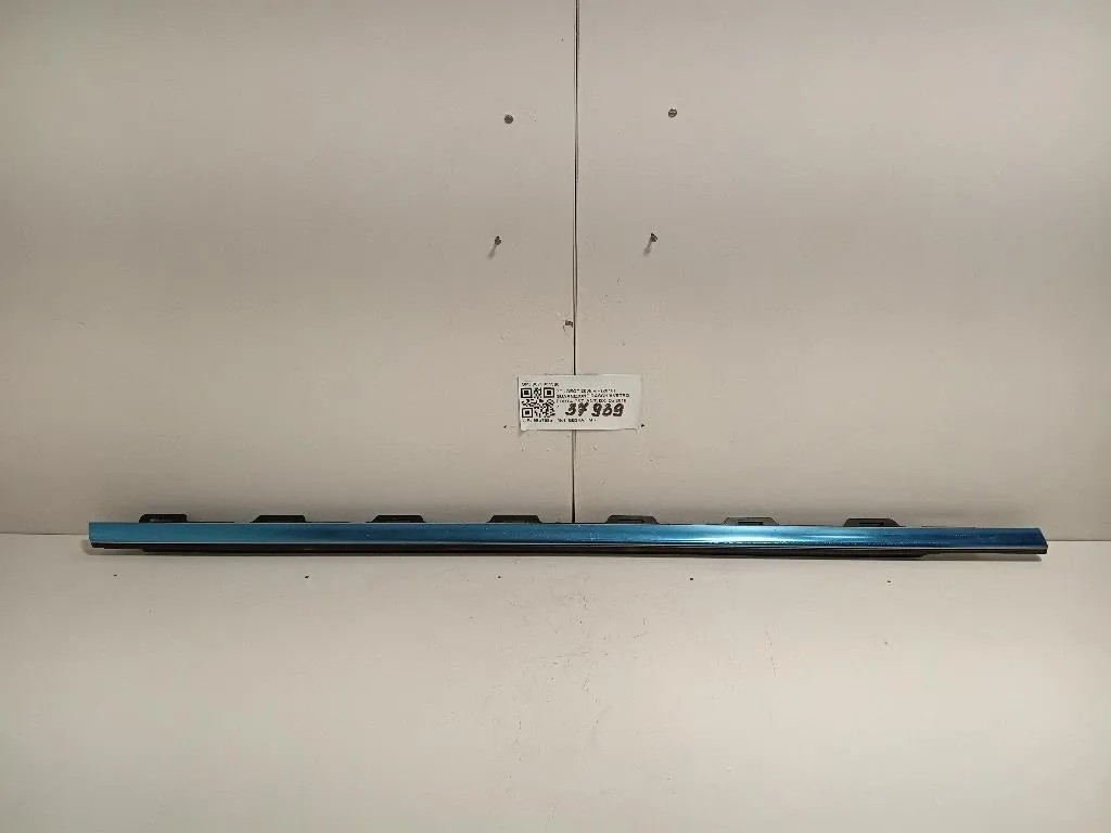 Guarnizione Raschiavetro Porta EST ANT DX 9673931380 Peugeot 2008 I 2016