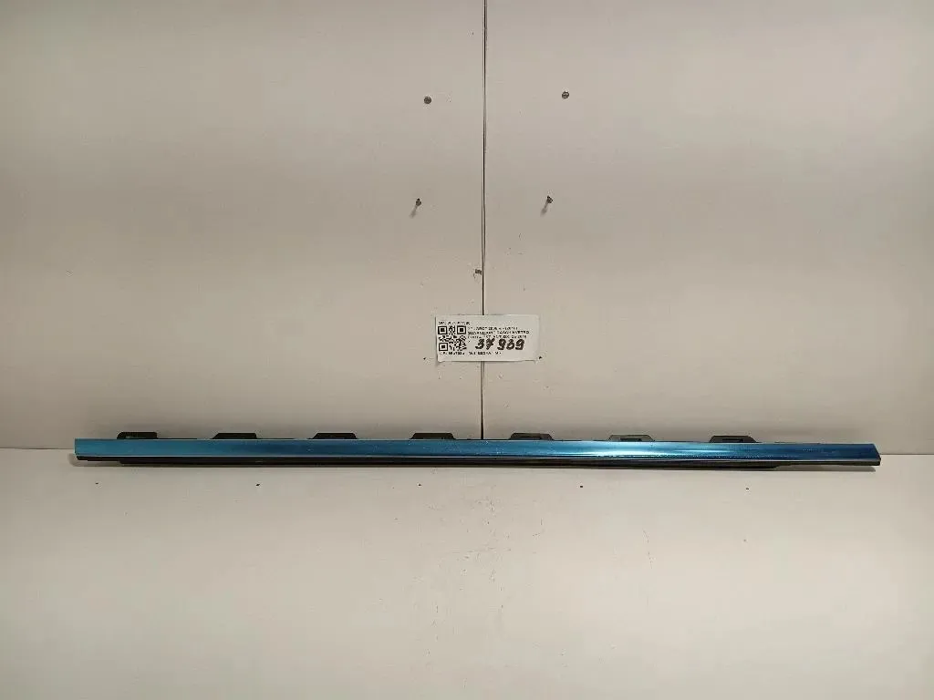 Guarnizione Raschiavetro Porta EST ANT DX 9673931380 Peugeot 2008 I 2016