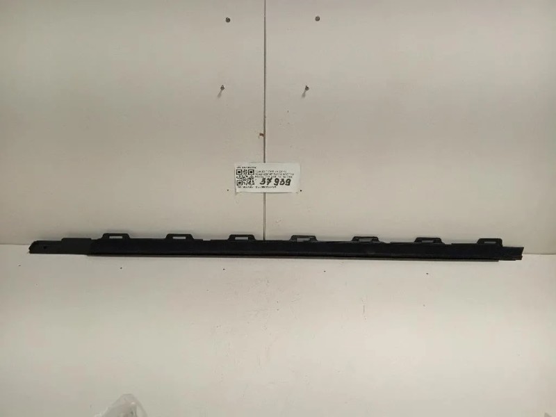 Guarnizione Raschiavetro Porta EST ANT DX 9673931380 Peugeot 2008 I 2016