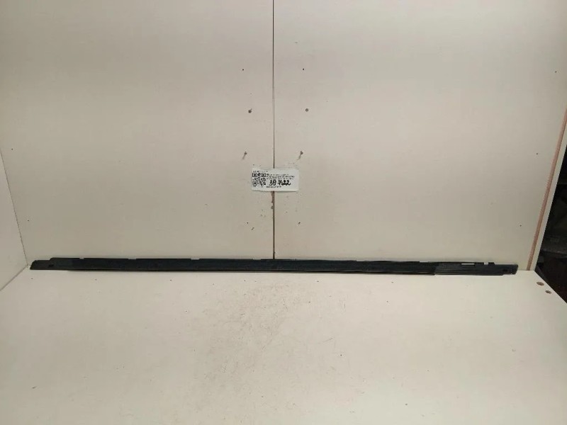 Guarnizione Raschiavetro Porta EST ANT DX 9677880980 Peugeot 308 II 2017