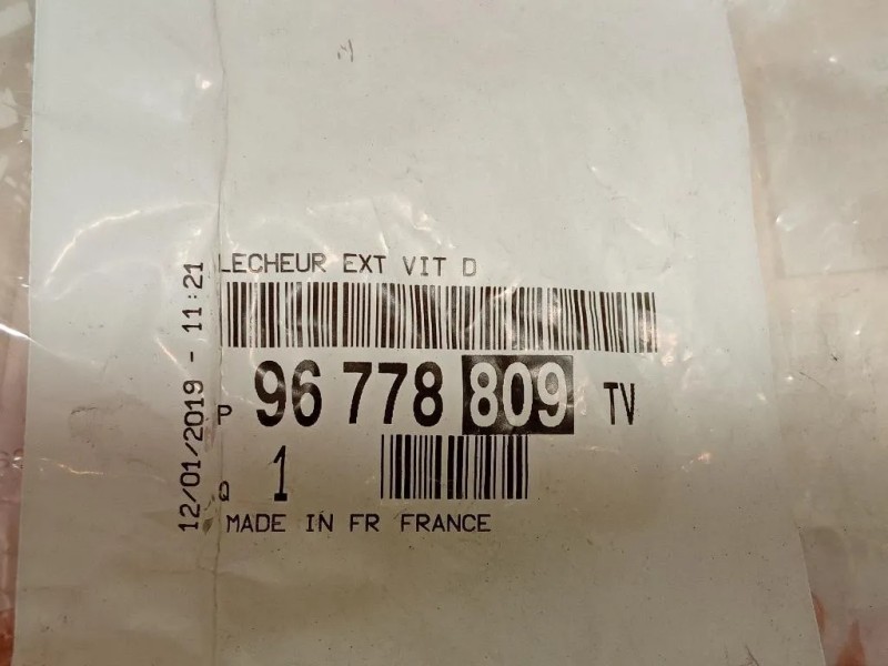 Guarnizione Raschiavetro Porta EST ANT DX 9677880980 Peugeot 308 II 2017