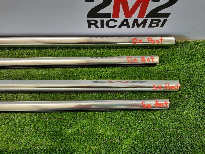 Guarnizione Raschiavetro Porta EST ANT SX 95980302 Chevrolet Cruze 2009