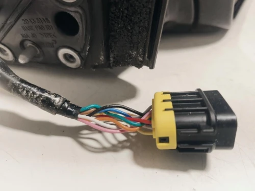 Guarnizione Raschiavetro Porta EST ANT SX 95980302 Chevrolet Cruze 2009