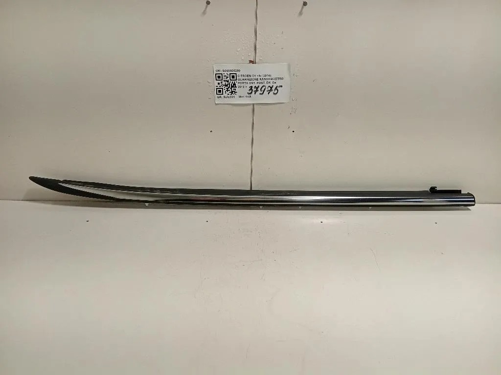 Guarnizione Raschiavetro Porta EST POST DX B000905280 Citroen C1 II 2014
