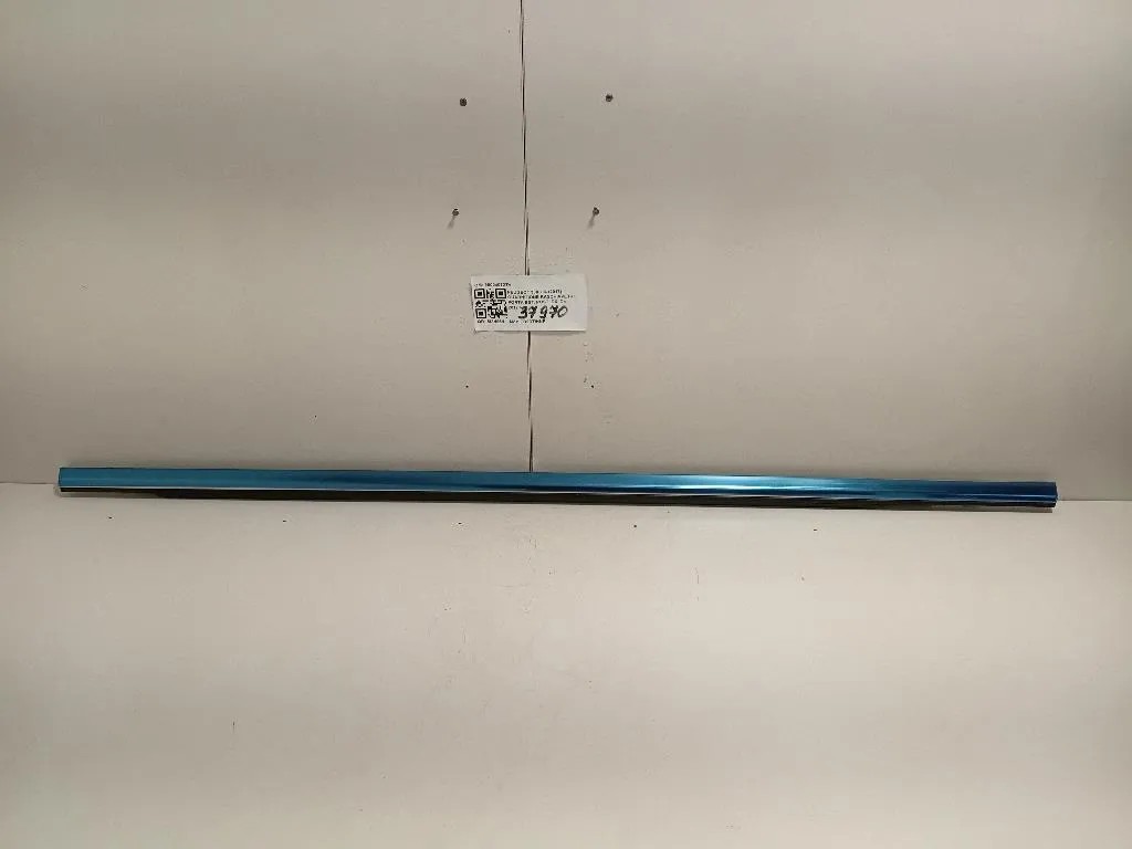 Guarnizione Raschiavetro Porta EST POST DX 96778798TV 98004072TV Peugeot 308 II 2017