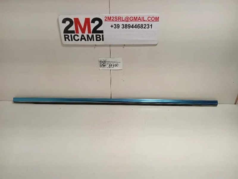 Guarnizione Raschiavetro Porta EST POST DX 96778798TV 98004072TV Peugeot 308 II 2017