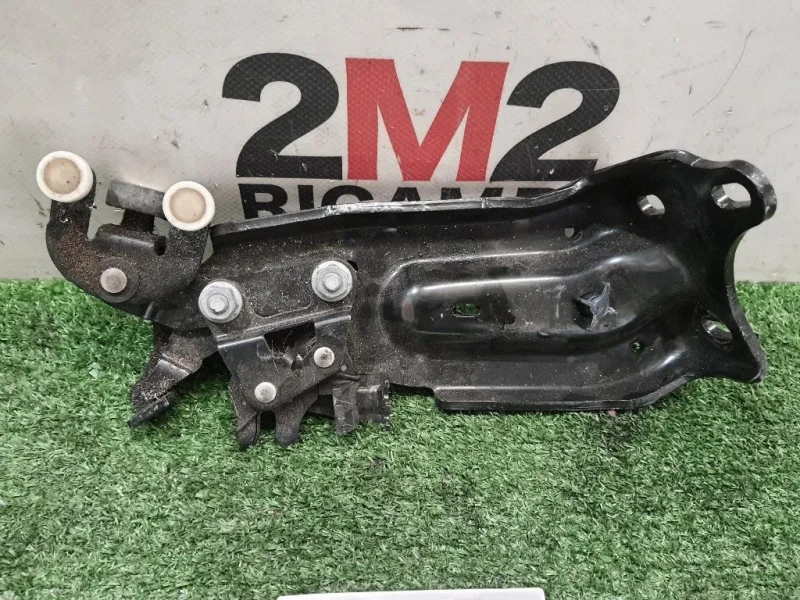 Guida Cuscinetto Porta Scorrevole Centrale POST DX 7N0843398D Volkswagen Sharan IV 2010