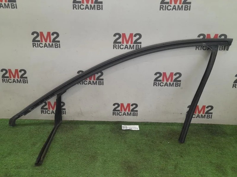 Guida Scorrimento Cristallo Porta ANT DX 50511607 ANT DX Alfa Romeo Giulietta 2010