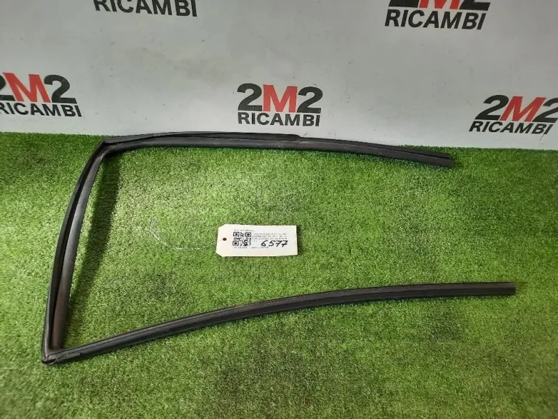 Guida Scorrimento Cristallo Porta POST DX 68142F4010 Toyota C-HR 2016