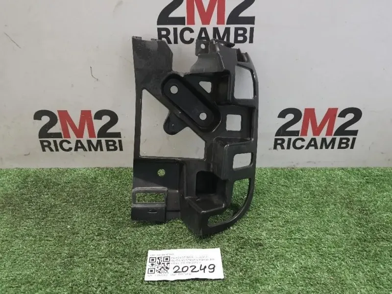 Guida Sostegno Paraurti POST DX 9814616380 Peugeot 5008 II 2017