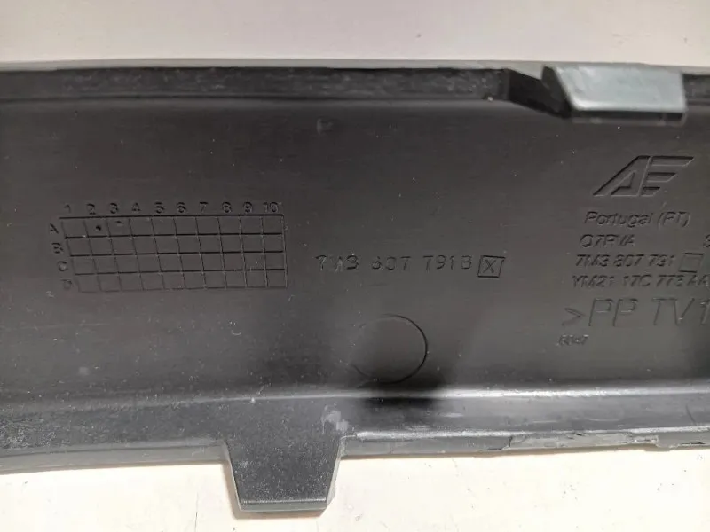 Guida Sostegno Paraurti POST SX 7M3 807 791 Volkswagen Sharan IV 2010