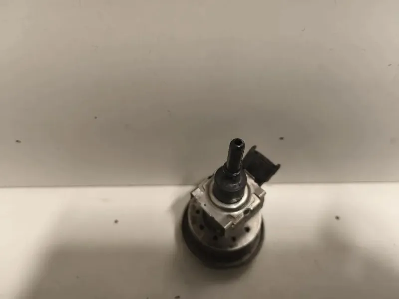 Iniettore Adblue 04440210502 Land Rover Range Rover Evoque I 2015