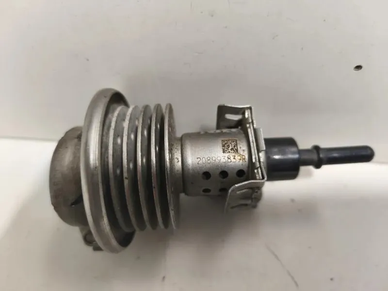 Iniettore Adblue 208993839R Renault Trafic III 2001