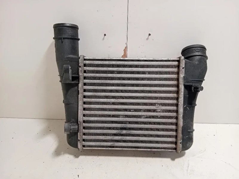 Intercooler 8E0 145 805 S Audi A4 8K2 2012