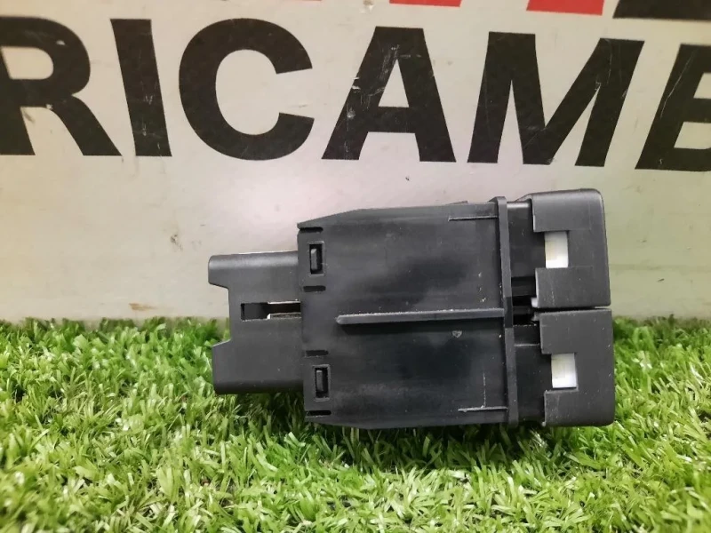 Interruttore Aiuto Discesa 3778054P90 AIUTO DISCESA Suzuki Vitara II 2015