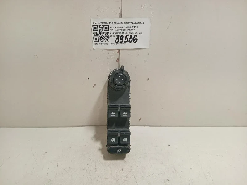 Interruttore Alzacristalli ANT SX INTERRUTTORE ALZACRISTALLI ANT SX Alfa Romeo Giulietta 2010