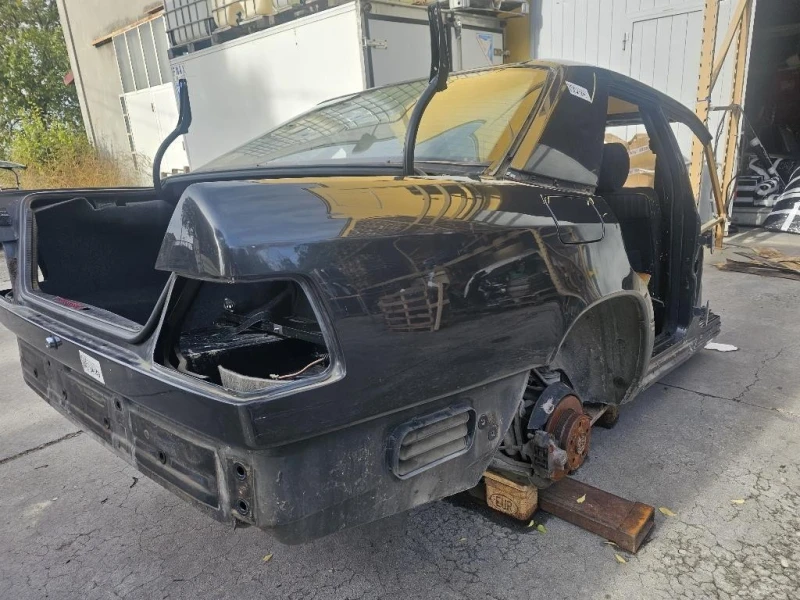 Parafango POST DX A1246304421 Mercedes Classe E W124 1985