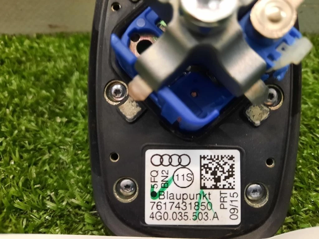 Antenna GPS 4G0035503A GPS Audi A4 8K5 Avant 2012