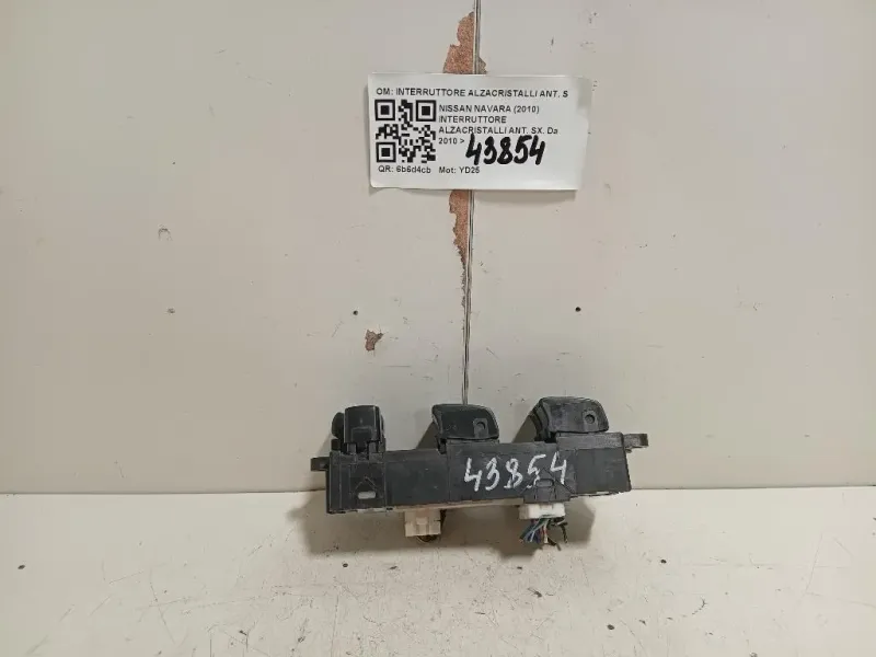 Interruttore Alzacristalli ANT SX INTERRUTTORE ALZACRISTALLI ANT SX Nissan Navara 2010