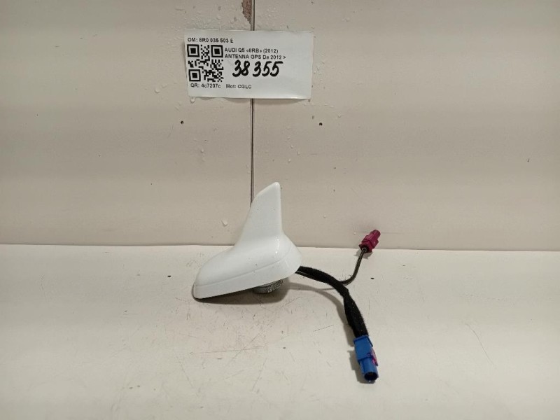 Antenna GPS 8R0 035 503 E Audi Q5 8RB 2012