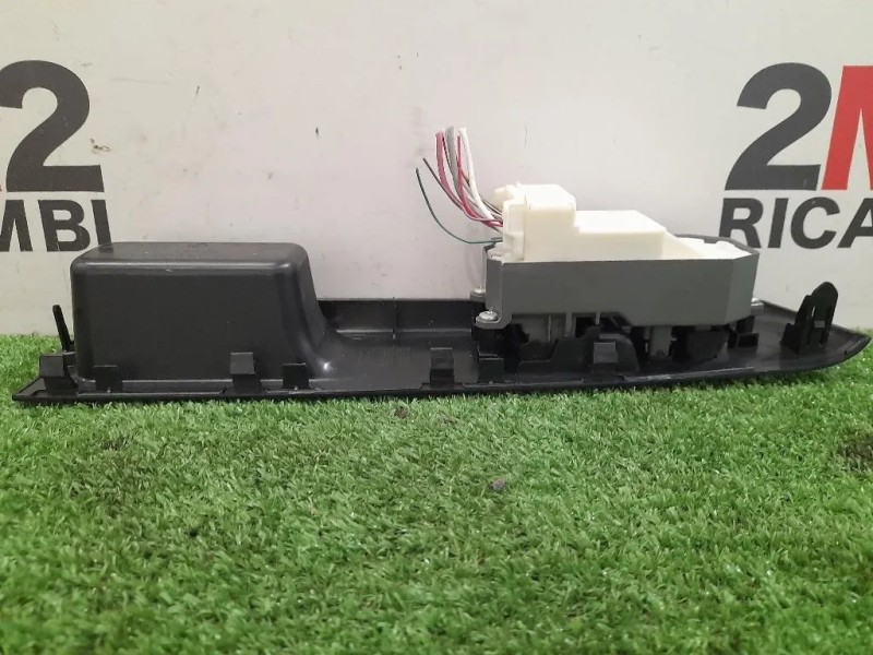 Interruttore Alzacristalli ANT SX 848200D170 Toyota Yaris IV 2014