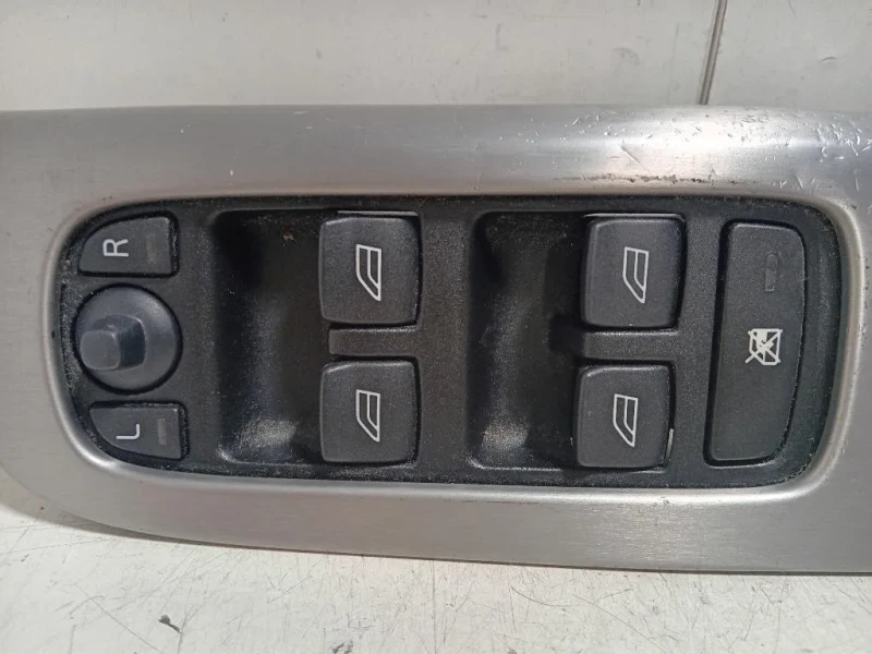 Interruttore Alzacristalli ANT SX 30739846 Volvo V50 2004