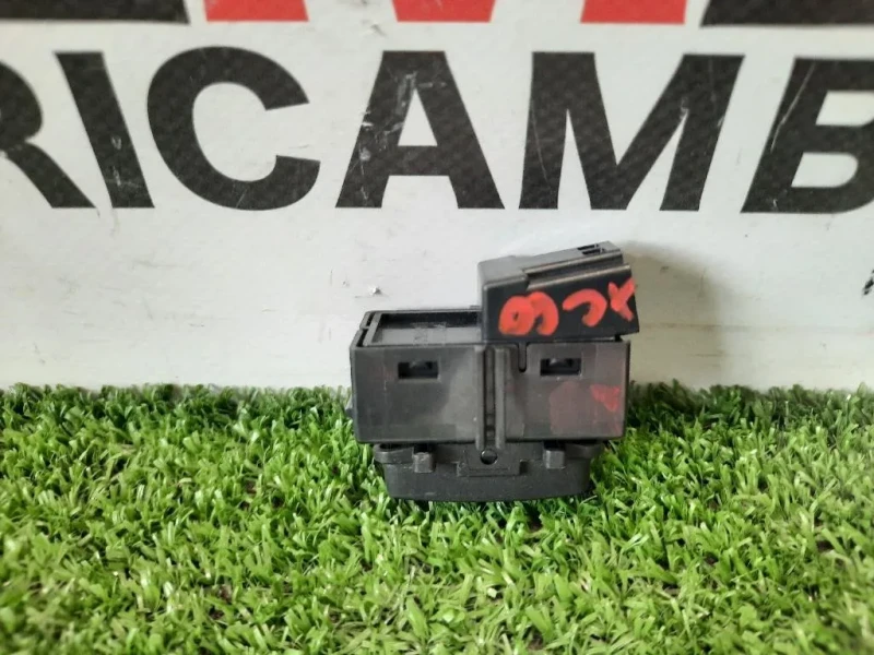 Interruttore Chiusura Centralizzata 31318987 Volvo XC60 I 2009