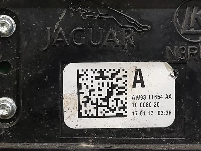 Interruttore Fendinebbia AW9311654AA Jaguar XJ8 X408 2003