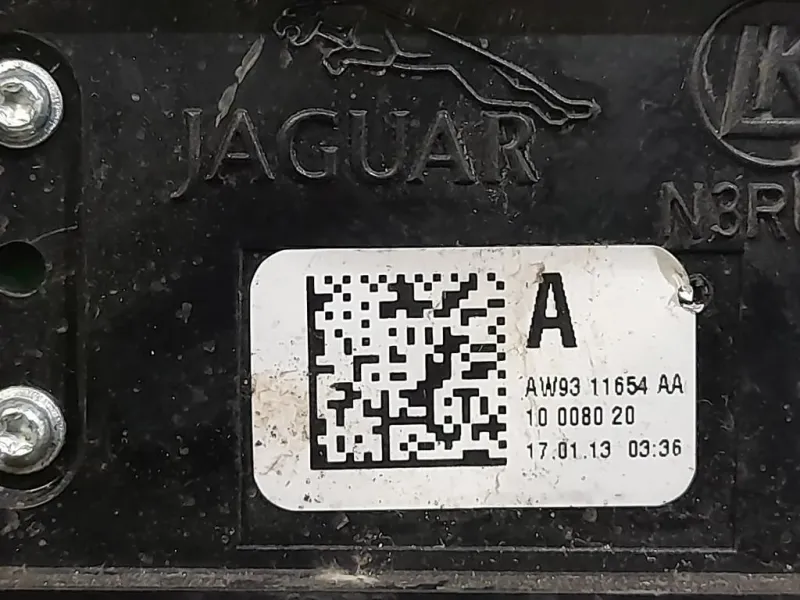 Interruttore Fendinebbia AW9311654AA Jaguar XJ8 X408 2003