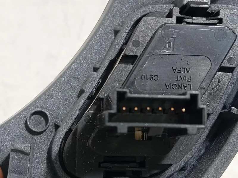 Interruttore Illuminazione 156088382 Alfa Romeo Giulietta 2010