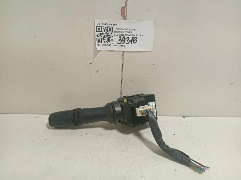Interruttore Illuminazione 93420-2K560 Hyundai IX35 2013
